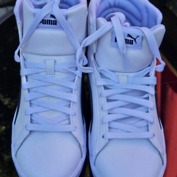 Puma High Tops - Picture 2 of 5